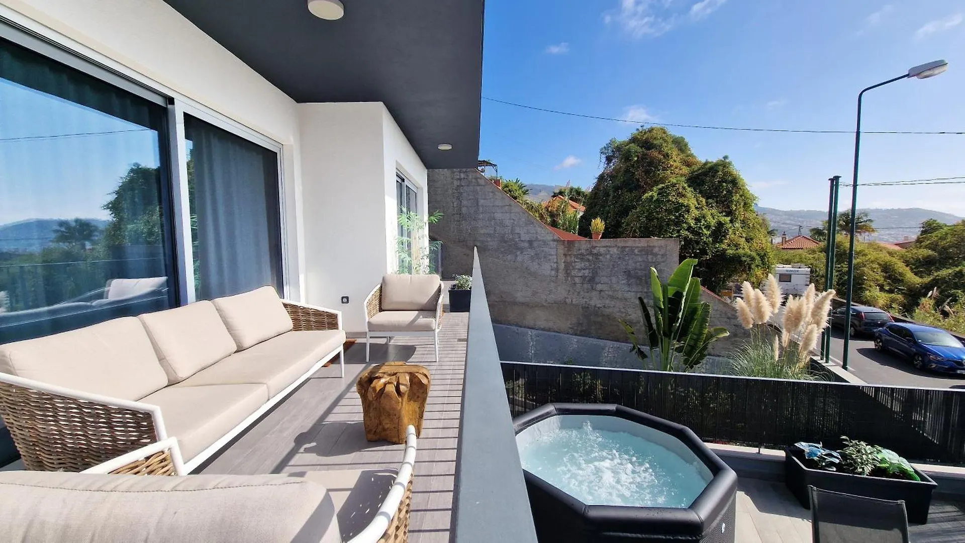 24, The Townhouse By Lovelystay Funchal  Villa